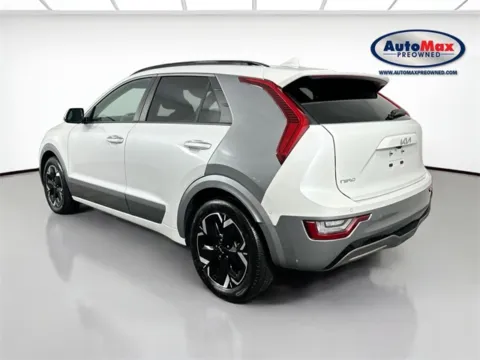 More photos of 2023 Kia Niro EV Wave at AutoMax Preowned Framingham, MA