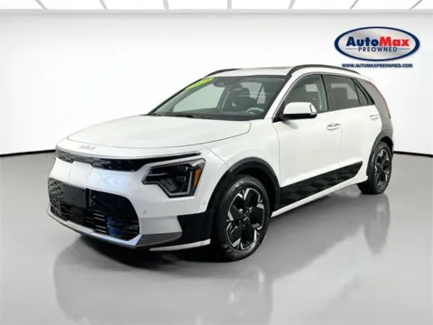 More photos of 2023 Kia Niro EV Wave at AutoMax Preowned Framingham, MA