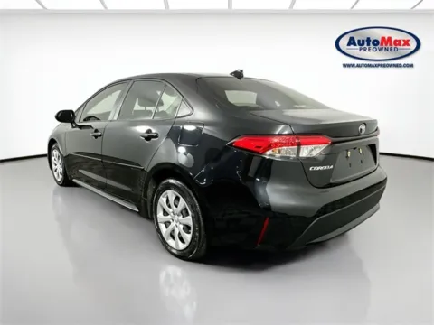 More photos of 2022 Toyota Corolla LE at AutoMax Preowned Framingham, MA