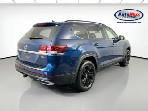 Photos of 2022 Volkswagen Atlas 3.6L V6 SE w/Technology for sale in Framingham, MA at AutoMax Preowned Framingham
