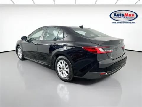 More photos of 2025 Toyota Camry SE at AutoMax Preowned Framingham, MA