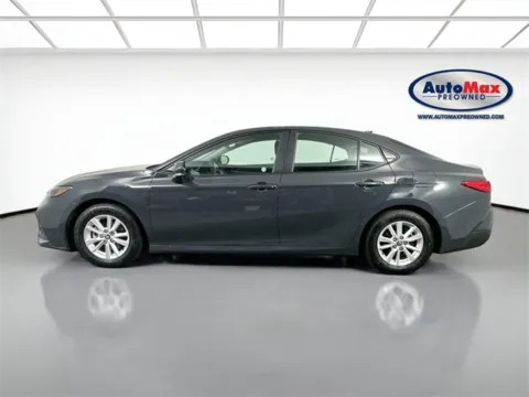 More photos of 2025 Toyota Camry SE at AutoMax Preowned Framingham, MA