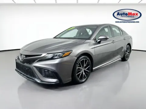 More photos of 2024 Toyota Camry SE at AutoMax Preowned Framingham, MA