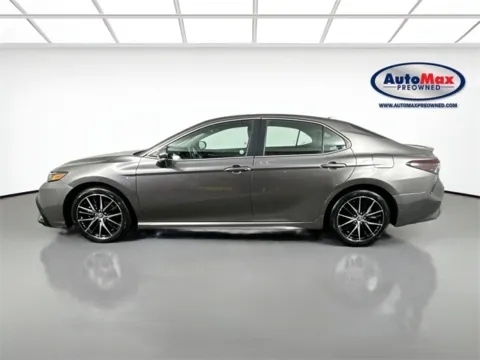 More photos of 2024 Toyota Camry SE at AutoMax Preowned Framingham, MA