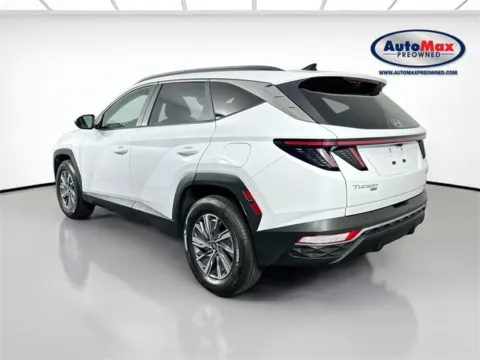 More photos of 2023 Hyundai Tucson Hybrid Blue at AutoMax Preowned Framingham, MA