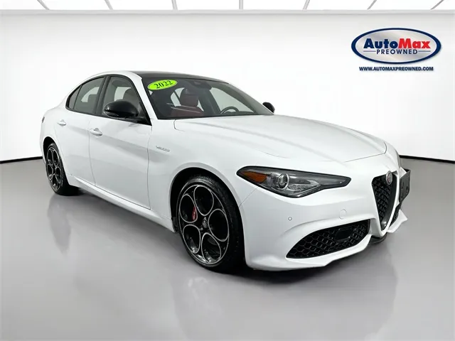 2022 Alfa Romeo Giulia