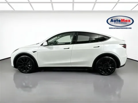More photos of 2023 Tesla Model Y Long Range at AutoMax Preowned Framingham, MA