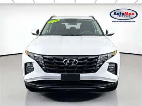 Photos of 2024 Hyundai Tucson SEL for sale in Framingham, MA at AutoMax Preowned Framingham