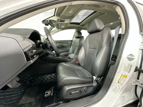 More photos of 2025 Honda Accord Hybrid Touring at AutoMax Preowned Framingham, MA