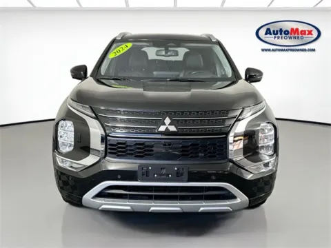 Photos of 2024 Mitsubishi Outlander PHEV SEL for sale in Framingham, MA at AutoMax Preowned Framingham