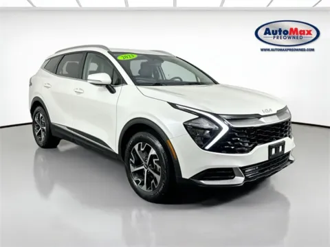 White 2023 Kia Sportage Hybrid EX for sale in Framingham, MA
