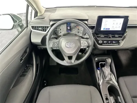 More photos of 2024 Toyota Corolla LE at AutoMax Preowned Framingham, MA