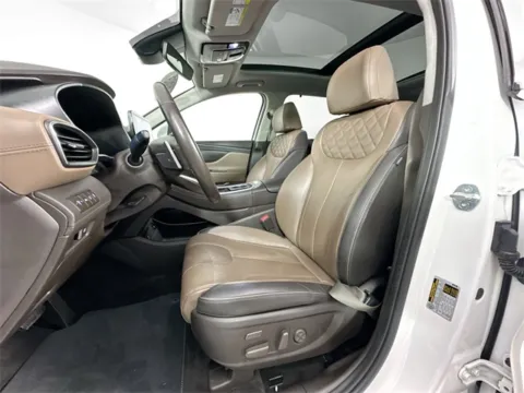 More photos of 2023 Hyundai Santa Fe Plug-In Hybrid Limited at AutoMax Preowned Framingham, MA