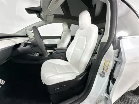 More photos of 2022 Tesla Model Y Performance at AutoMax Preowned Framingham, MA