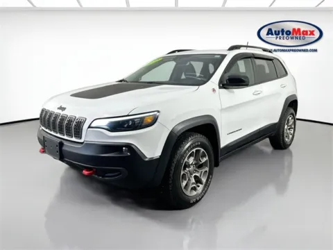 More photos of 2022 Jeep Cherokee Trailhawk at AutoMax Preowned Framingham, MA
