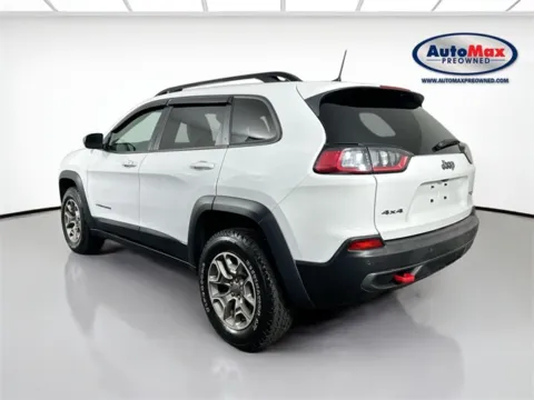 More photos of 2022 Jeep Cherokee Trailhawk at AutoMax Preowned Framingham, MA