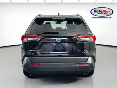More photos of 2020 Toyota RAV4 Hybrid LE at AutoMax Marlborough, MA