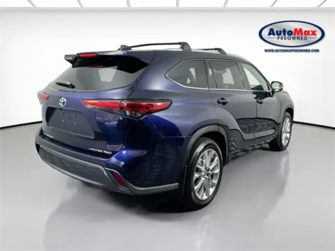Photos of 2022 Toyota Highlander Limited for sale in Marlborough, MA at AutoMax Marlborough
