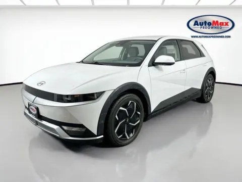 More photos of 2022 Hyundai IONIQ 5 SE at AutoMax Marlborough, MA