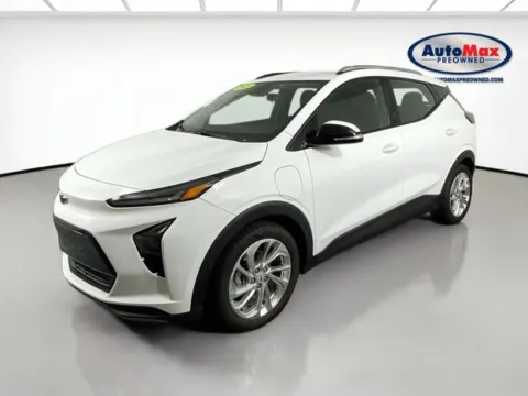 More photos of 2023 Chevrolet Bolt EUV LT at AutoMax Marlborough, MA