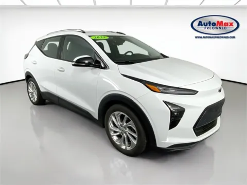 White 2023 Chevrolet Bolt EUV LT for sale in Marlborough, MA