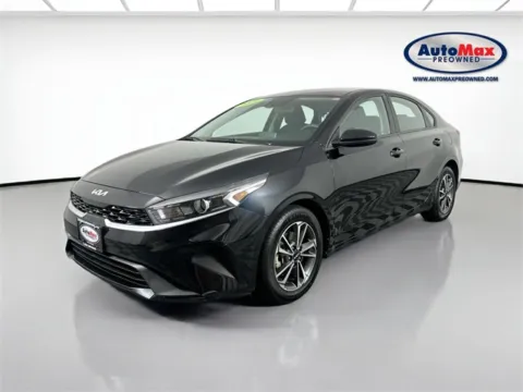 More photos of 2023 Kia Forte LXS at AutoMax Marlborough, MA