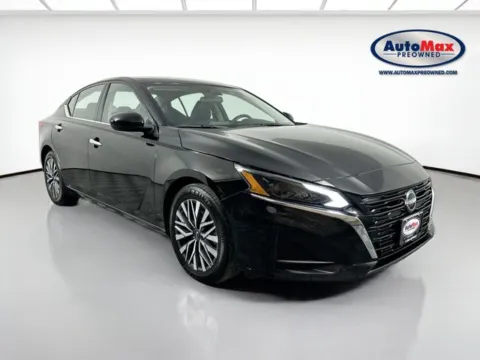 Black 2023 Nissan Altima 2.5 SV for sale in Marlborough, MA