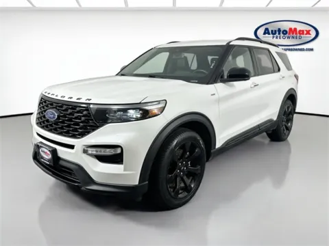 More photos of 2023 Ford Explorer ST-Line at AutoMax Marlborough, MA