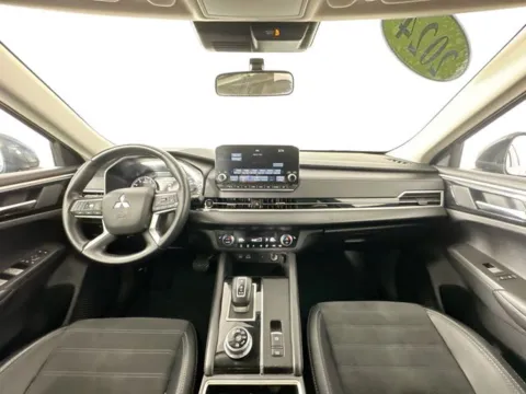 Another view of 2024 Mitsubishi Outlander SE for sale in Marlborough, MA at AutoMax Marlborough