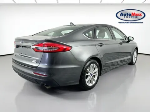Photos of 2020 Ford Fusion SE for sale in Marlborough, MA at AutoMax Marlborough