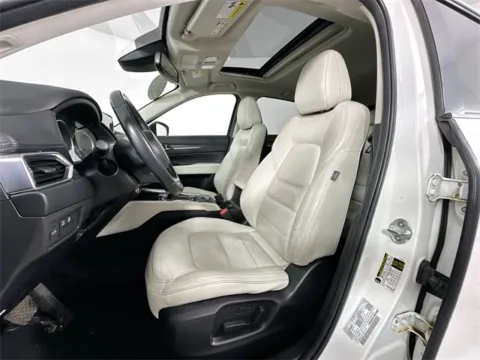 More photos of 2017 Mazda CX-5 Grand Touring at AutoMax Marlborough, MA