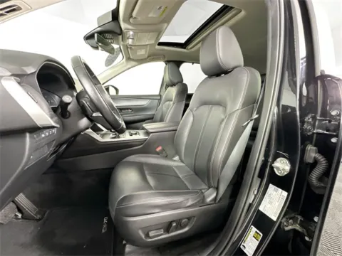 More photos of 2025 Mazda CX-70 3.3 Turbo Preferred at AutoMax Marlborough, MA