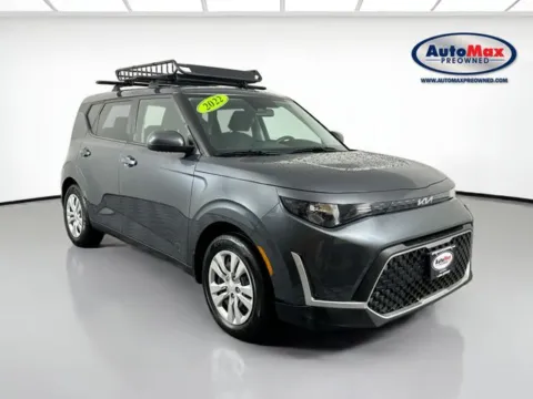 Gray 2023 Kia Soul LX for sale in Marlborough, MA