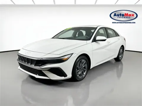 More photos of 2024 Hyundai Elantra SEL at AutoMax Marlborough, MA