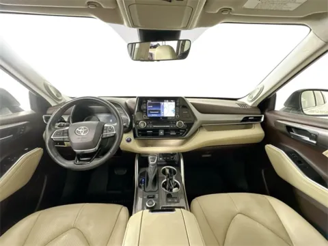 Another view of 2021 Toyota Highlander Limited for sale in Marlborough, MA at AutoMax Marlborough