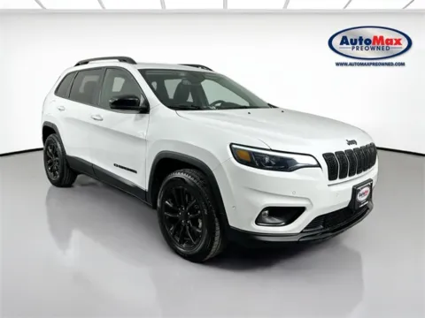 White 2023 Jeep Cherokee Altitude for sale in Marlborough, MA