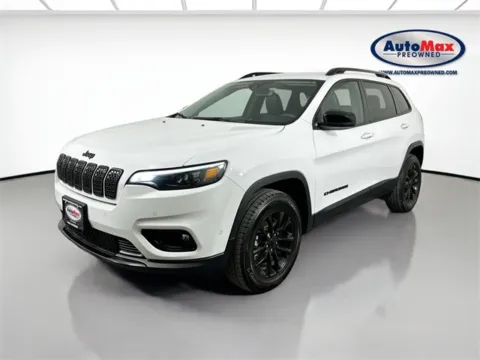 Another view of 2023 Jeep Cherokee Altitude for sale in Marlborough, MA at AutoMax Marlborough