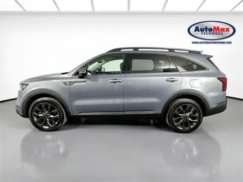 More photos of 2022 Kia Sorento X-Line EX at AutoMax Marlborough, MA