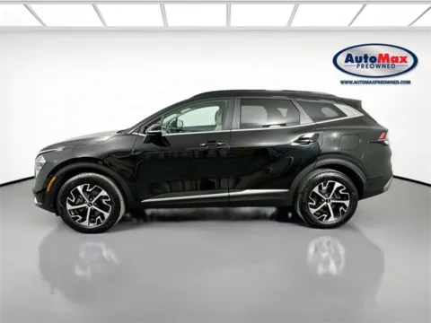 More photos of 2023 Kia Sportage Hybrid EX at AutoMax Marlborough, MA