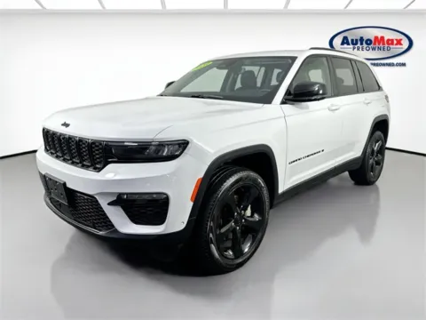 More photos of 2023 Jeep Grand Cherokee Limited at AutoMax Marlborough, MA