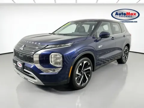 More photos of 2024 Mitsubishi Outlander PHEV SE at AutoMax Marlborough, MA