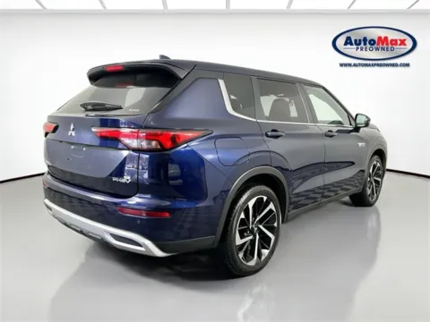 Photos of 2024 Mitsubishi Outlander PHEV SE for sale in Marlborough, MA at AutoMax Marlborough