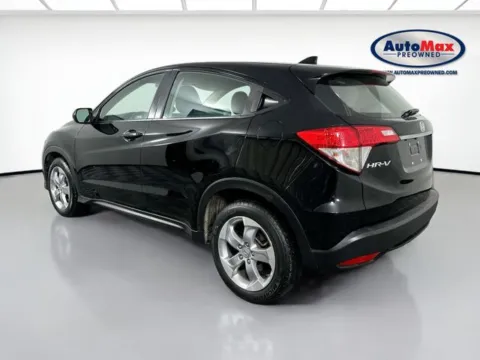 More photos of 2020 Honda HR-V LX at AutoMax Marlborough, MA