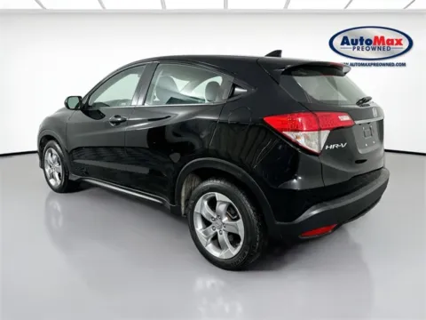 More photos of 2020 Honda HR-V LX at AutoMax Marlborough, MA