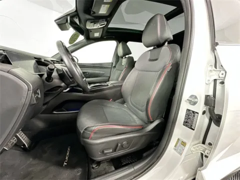 More photos of 2024 Hyundai Tucson Hybrid N Line at AutoMax Marlborough, MA