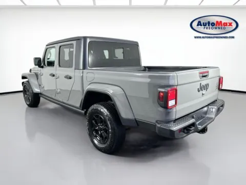 More photos of 2021 Jeep Gladiator Willys at AutoMax Marlborough, MA