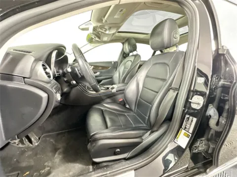 More photos of 2017 Mercedes-Benz C-Class C 300 at AutoMax Marlborough, MA