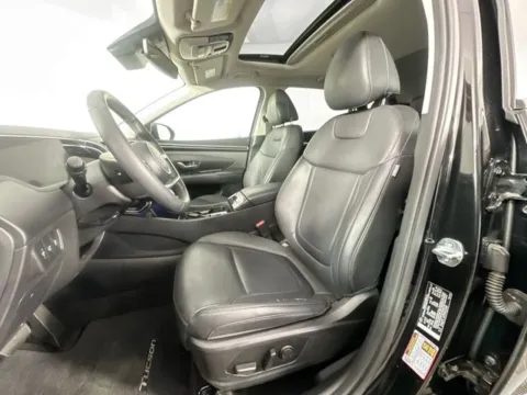 More photos of 2023 Hyundai Tucson SEL at AutoMax Marlborough, MA