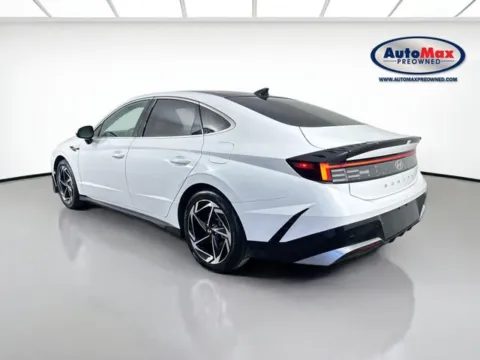 More photos of 2024 Hyundai Sonata SEL at AutoMax Marlborough, MA