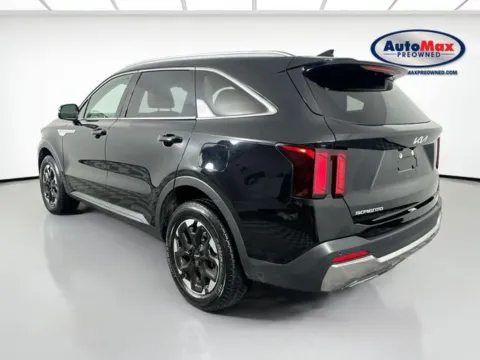 More photos of 2024 Kia Sorento S at AutoMax Marlborough, MA